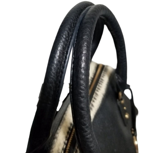 MICHAEL Michael Kors Black Pebbled Leather & Faux Python Bowler Satchel
L - Picture 7 of 12